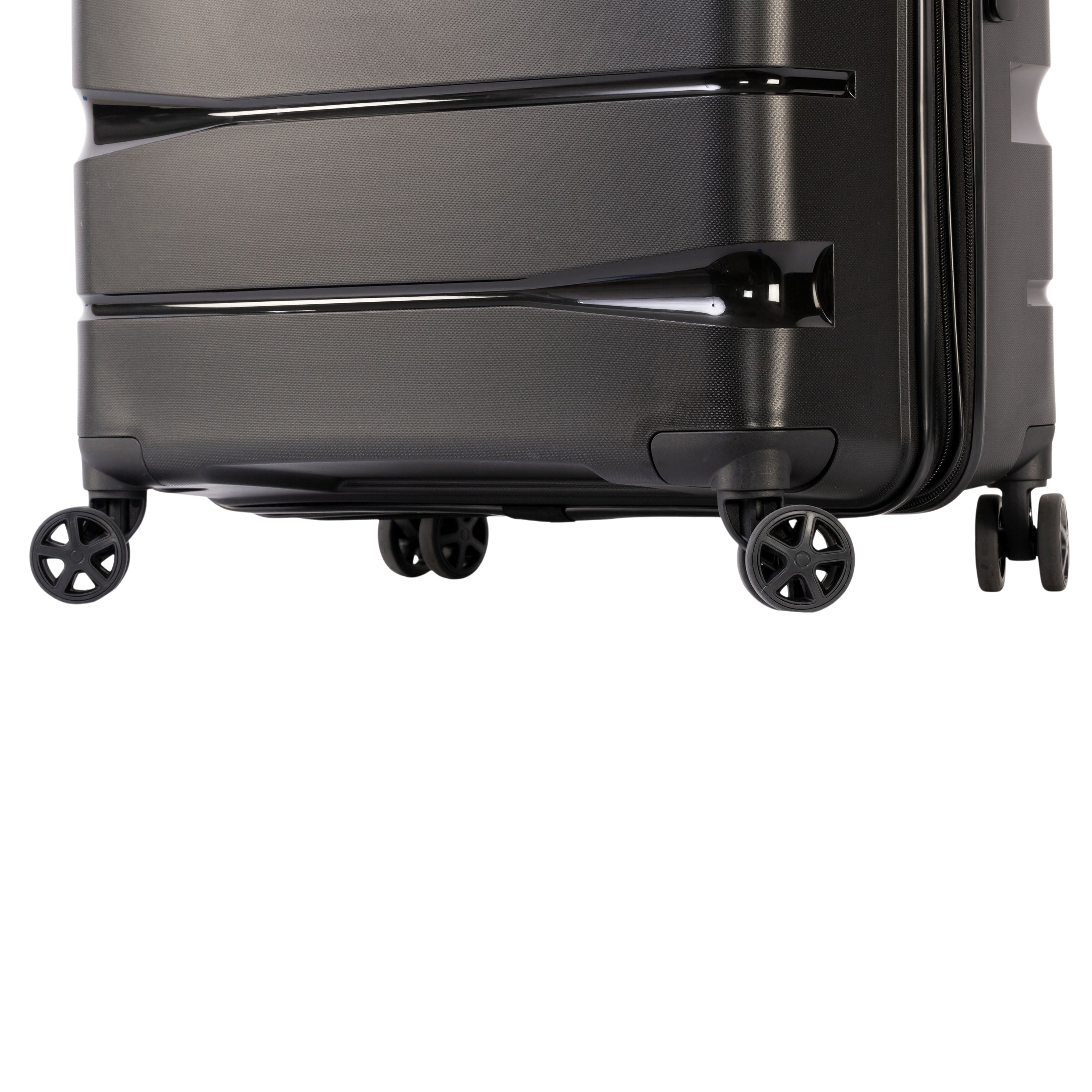 Jetstream 20 and 28-Inch Hardside Luggage